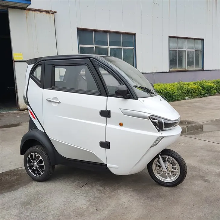 High Quality Cheap Electric Tricycle Motor Rickshaw With Closed Cabin For Travelling High Quality Cheap Electric Tricycle Motor Rickshaw With Closed Cabin For Travelling